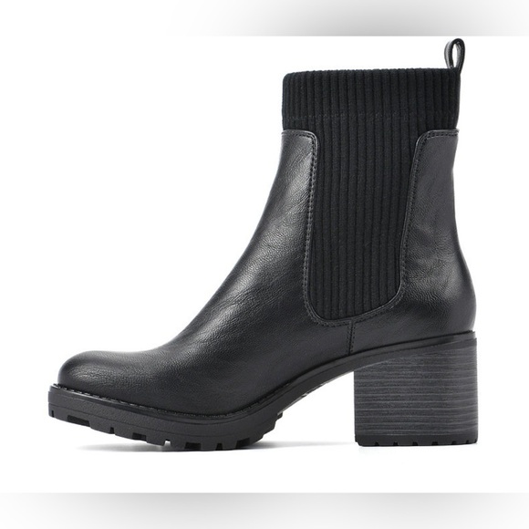 White Mountain Benji Size 5 Women's Black. New With out Box - Picture 7 of 9